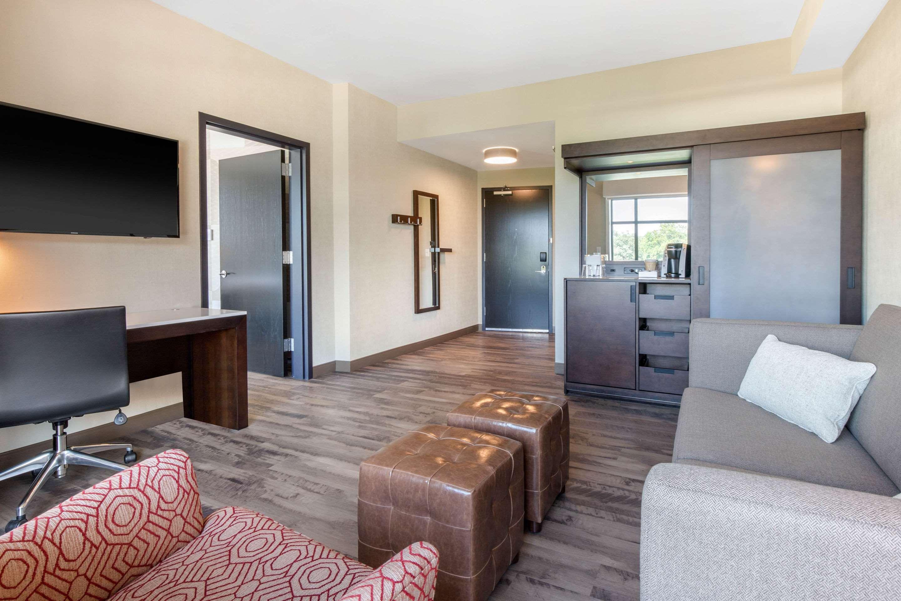 Hotel Cambria College Park