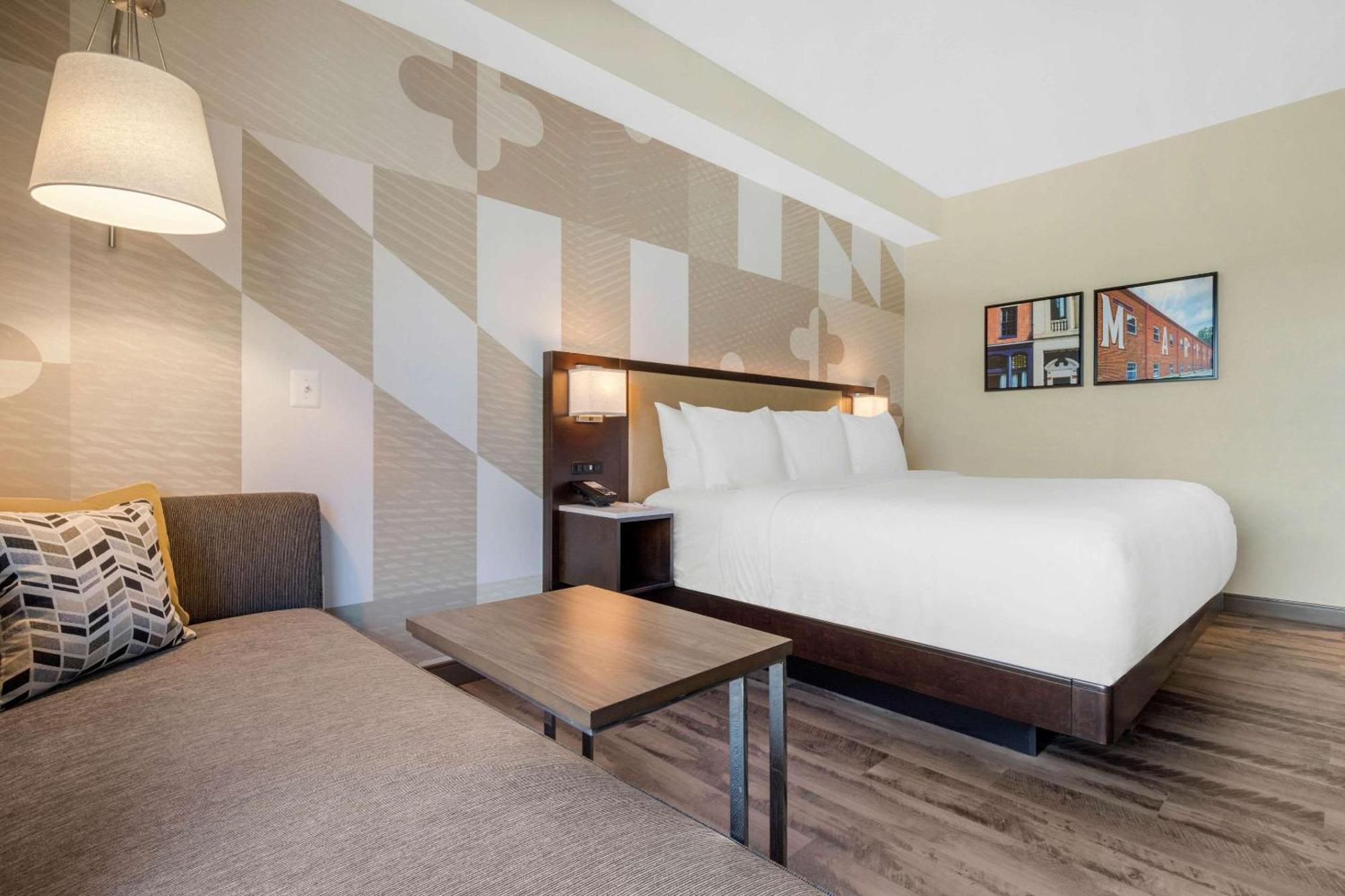 Cambria Hotel