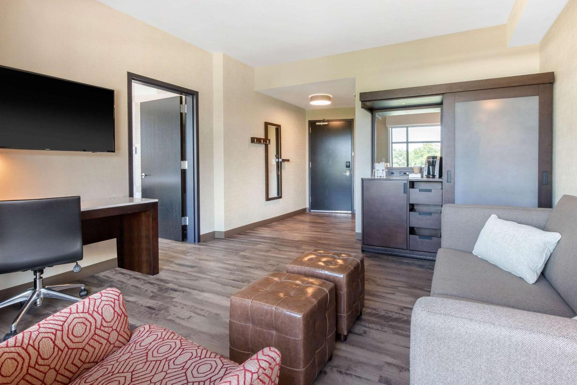 Hotel Cambria