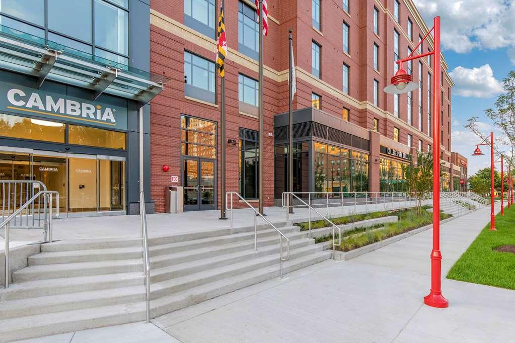 Hotel Cambria 3*